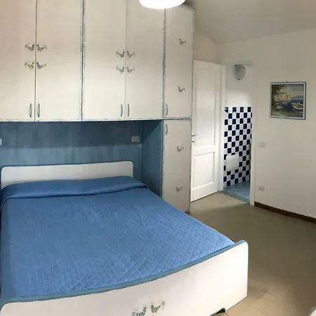 Maria's House Apartment Porto Pino